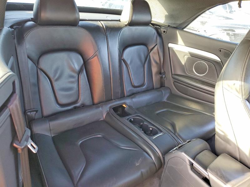 48714886 :رقم المزاد ، WAUCGAFH6FN004185 vin ، 2015 Audi S5 مزاد بيع