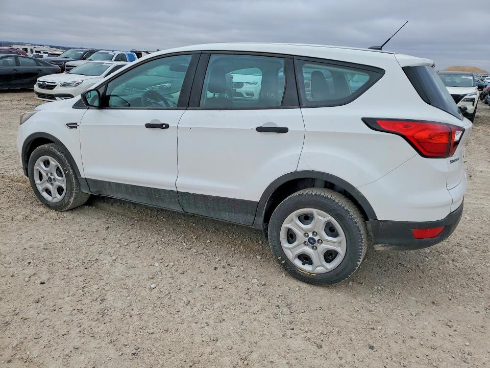 2019 Ford Escape მანქანა იყიდება აუქციონზე, vin: 1FMCU0F7XKUB67351, აუქციონის ნომერი: 46962686