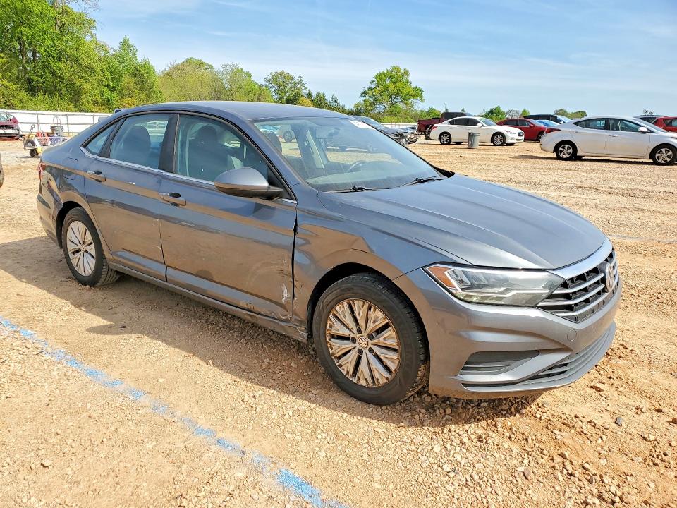 49216716 :رقم المزاد ، 3VWC57BU2KM179727 vin ، 2019 Volkswagen Jetta مزاد بيع