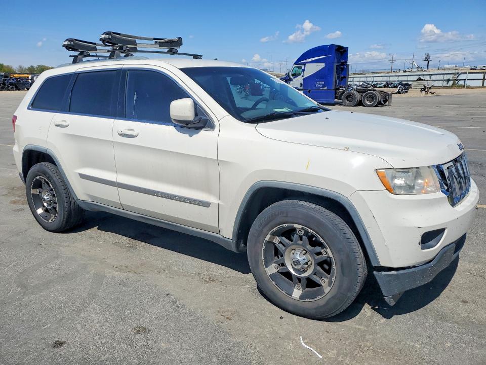 2011 Jeep Grand Cherokee მანქანა იყიდება აუქციონზე, vin: 1J4RR4GG5BC720221, აუქციონის ნომერი: 51679996