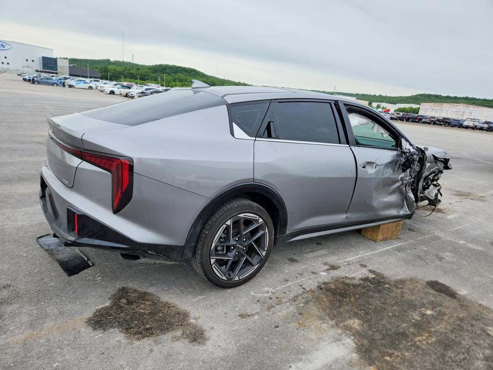 2025 Kia K4 მანქანა იყიდება აუქციონზე, vin: 3KPFW4DE2SE203617, აუქციონის ნომერი: 51315186