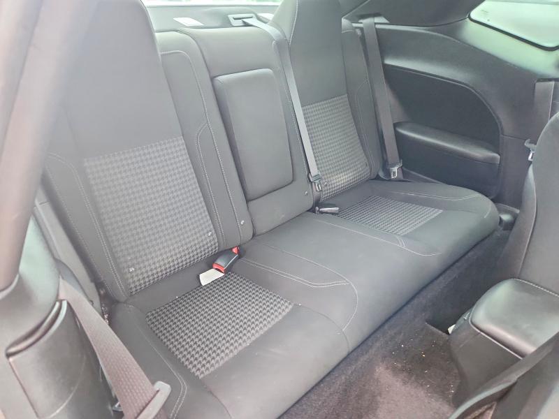 50677286 :رقم المزاد ، 2C3CDZAG9JH152989 vin ، 2018 Dodge Challenger مزاد بيع