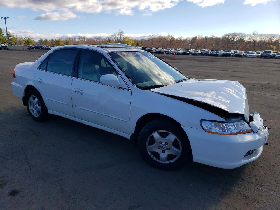 Продаж на аукціоні авто 2000 Honda Accord, vin: 1HGCG1659YA058410, номер лоту: 48719316