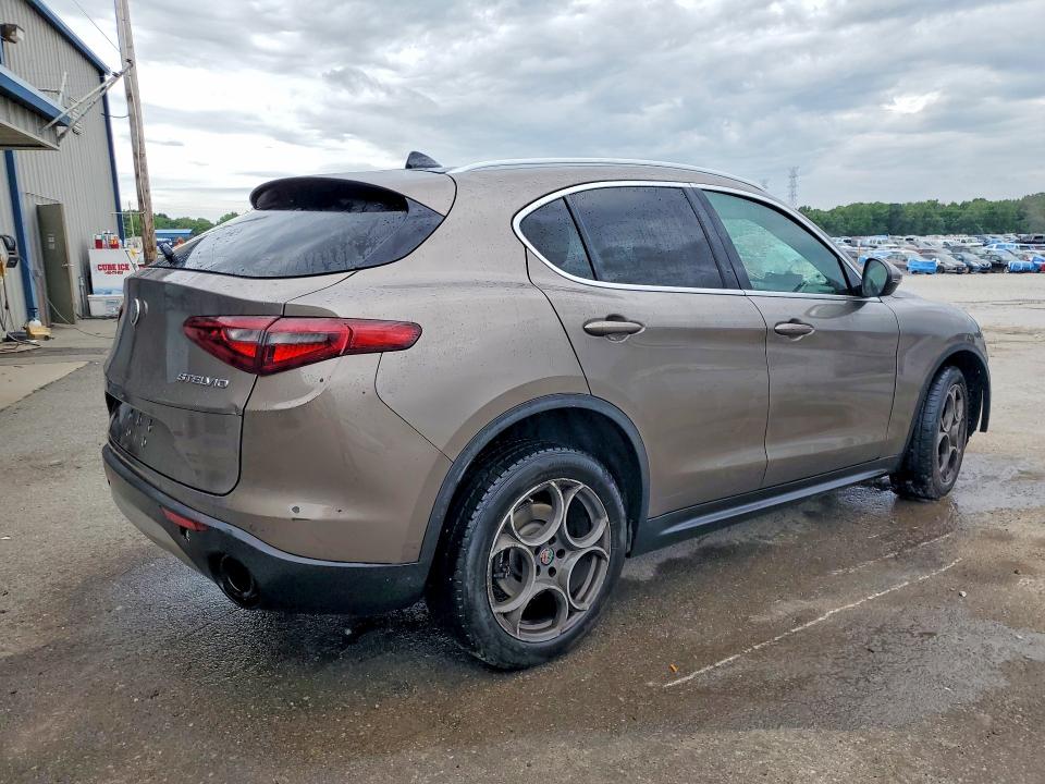 50917406 :رقم المزاد ، ZASPAKBN5K7C45149 vin ، 2019 Alfa Romeo Stelvio مزاد بيع