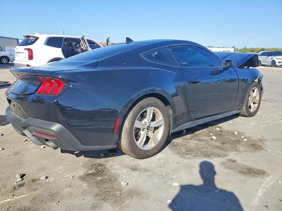 Продажа на аукционе авто 2024 Ford Mustang, vin: 1FA6P8THXR5112042, номер лота: 48016056
