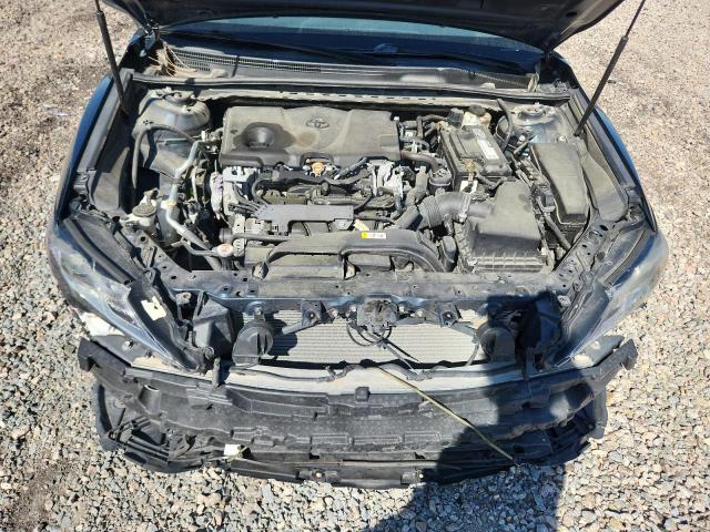 47734876 :رقم المزاد ، 4T1B11HK0JU666444 vin ، 2018 Toyota Camry مزاد بيع