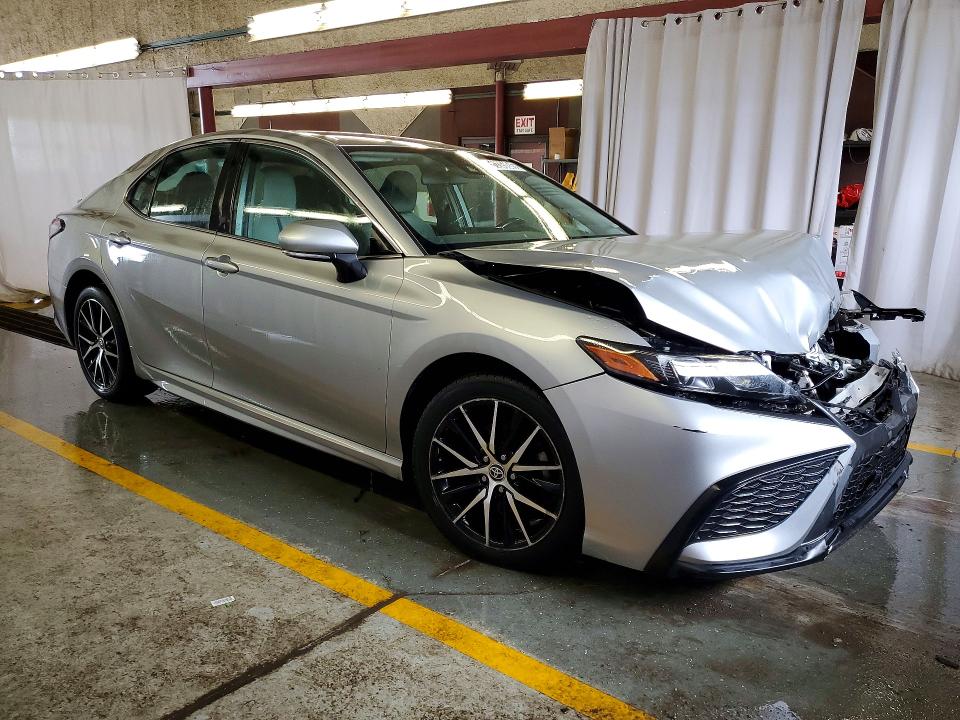 Aukcja sprzedaży 2022 Toyota Camry, vin: 4T1G11AK3NU045978, numer aukcji: 51285056