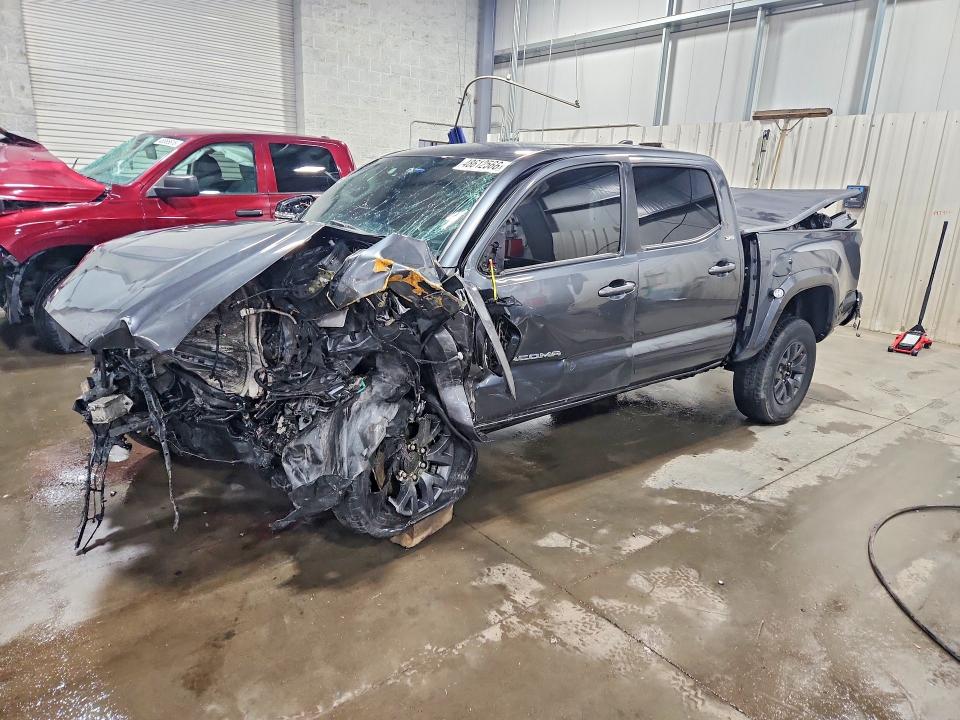Продаж на аукціоні авто 2023 Toyota Tacoma, vin: 3TMCZ5AN3PM610489, номер лоту: 48612566