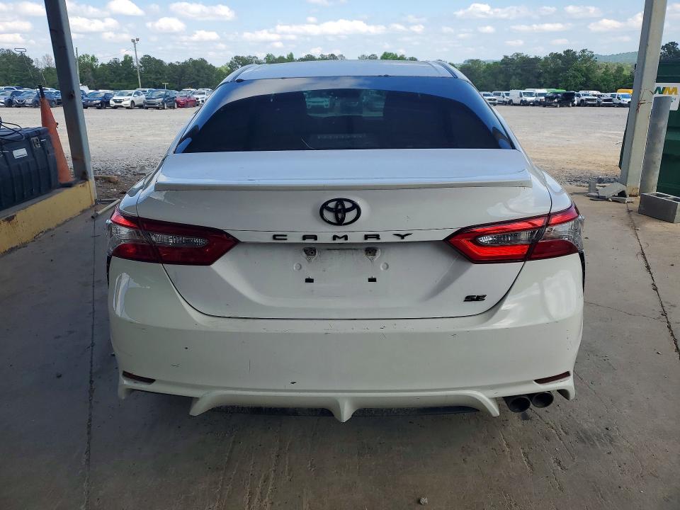 Продажа на аукционе авто 2018 Toyota Camry, vin: 4T1B11HK5JU024401, номер лота: 51342616