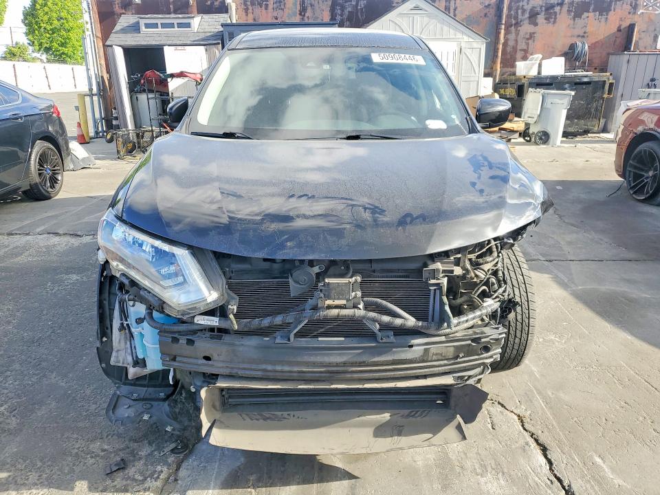 Продажа на аукционе авто 2019 Nissan Rogue, vin: 5N1AT2MT6KC839658, номер лота: 50908446