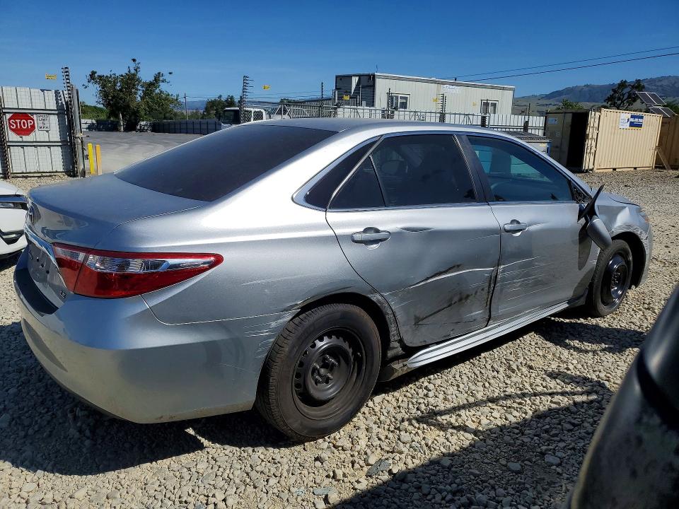 48912636 :رقم المزاد ، 4T1BF1FK5HU328505 vin ، 2017 Toyota Camry مزاد بيع