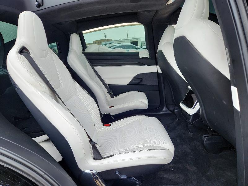 2024 Tesla Model X მანქანა იყიდება აუქციონზე, vin: 7SAXCBE62RF440396, აუქციონის ნომერი: 50232696