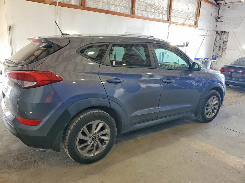 48901666 :رقم المزاد ، KM8J33A47GU207420 vin ، 2016 Hyundai Tucson مزاد بيع