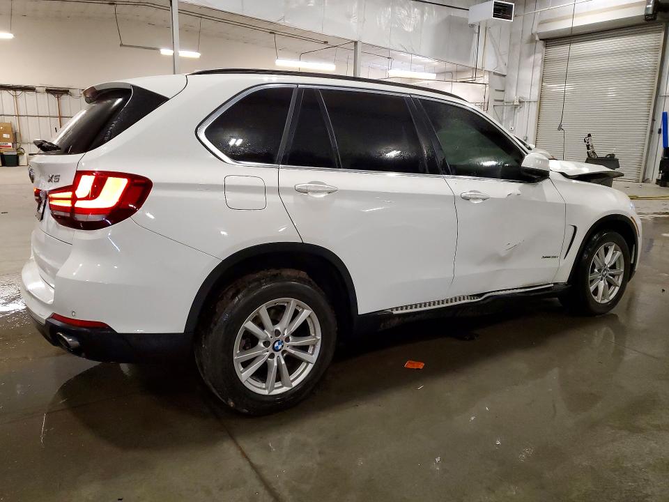 49066236 :رقم المزاد ، 5UXKR0C5XF0K70561 vin ، 2015 Bmw X5 مزاد بيع