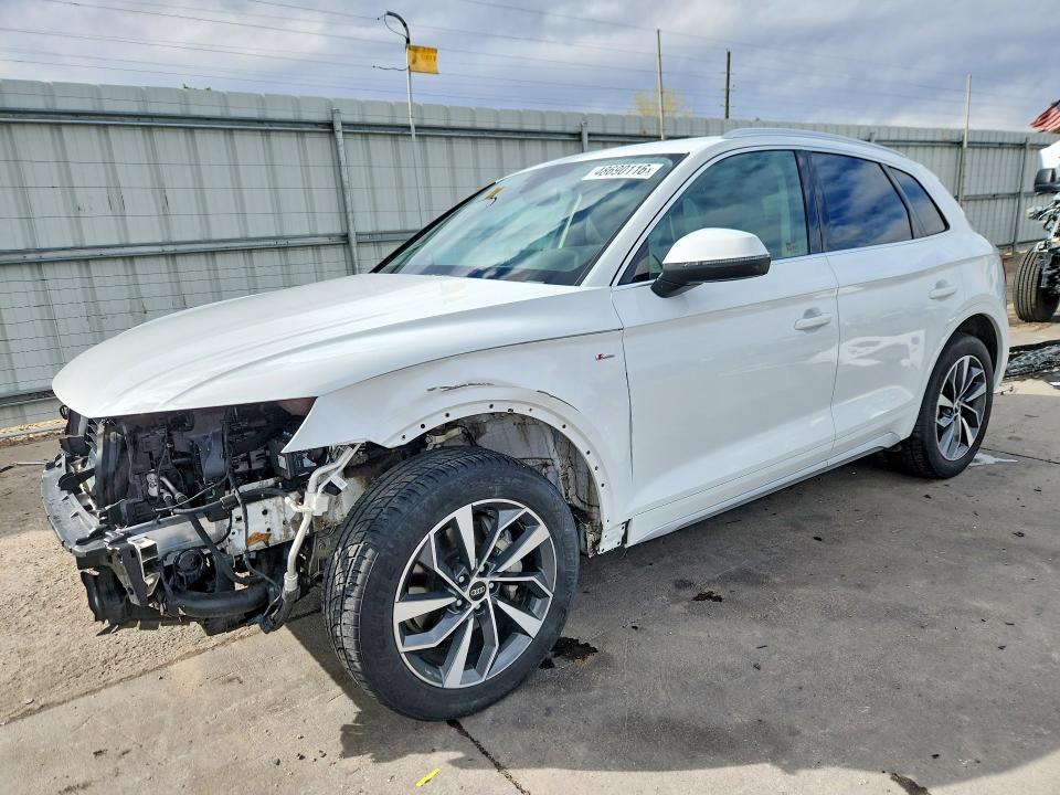 48690116 :رقم المزاد ، WA1EAAFY4N2119732 vin ، 2022 Audi Q5 مزاد بيع