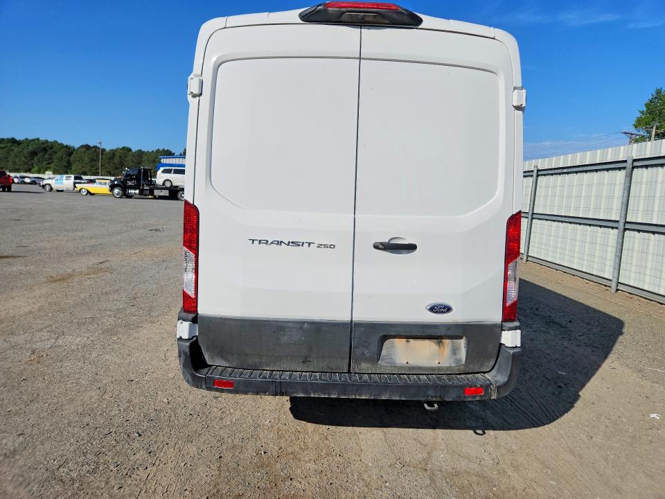 49070986 :رقم المزاد ، 1FTBR1C89SKA56970 vin ، 2025 Ford Transit مزاد بيع