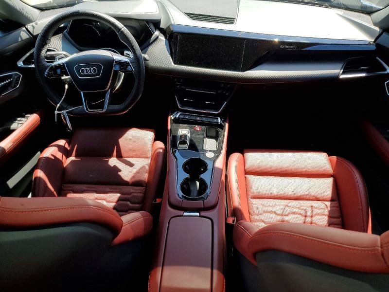 2024 Audi E-tron Gt მანქანა იყიდება აუქციონზე, vin: WAUCJBFW6R7004606, აუქციონის ნომერი: 50744116