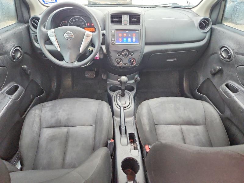 50647076 :رقم المزاد ، 3N1CN7AP5KL813359 vin ، 2019 Nissan Versa مزاد بيع