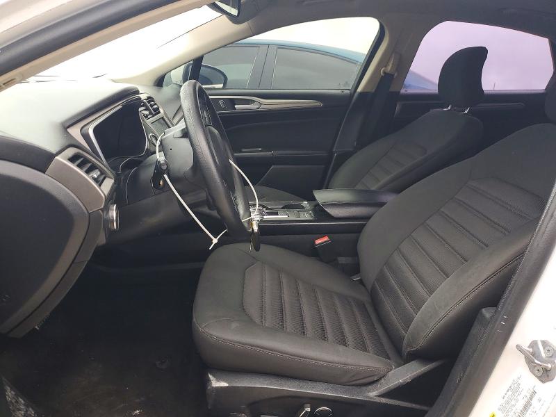 75492175 :رقم المزاد ، 3FA6P0LU4KR104987 vin ، 2019 Ford Fusion مزاد بيع