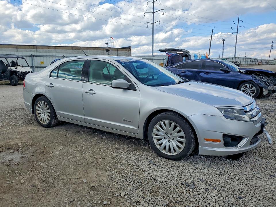 2010 Ford Fusion მანქანა იყიდება აუქციონზე, vin: 3FADP0L33AR137069, აუქციონის ნომერი: 48743756
