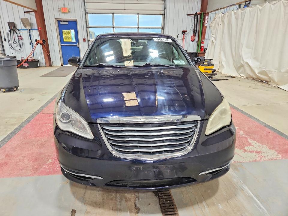 2011 Chrysler 200 მანქანა იყიდება აუქციონზე, vin: 1C3BC1FB9BN590109, აუქციონის ნომერი: 49621746
