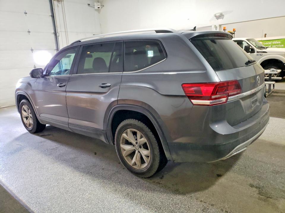 50676096 :رقم المزاد ، 1V2HR2CAXJC501985 vin ، 2018 Volkswagen Atlas مزاد بيع