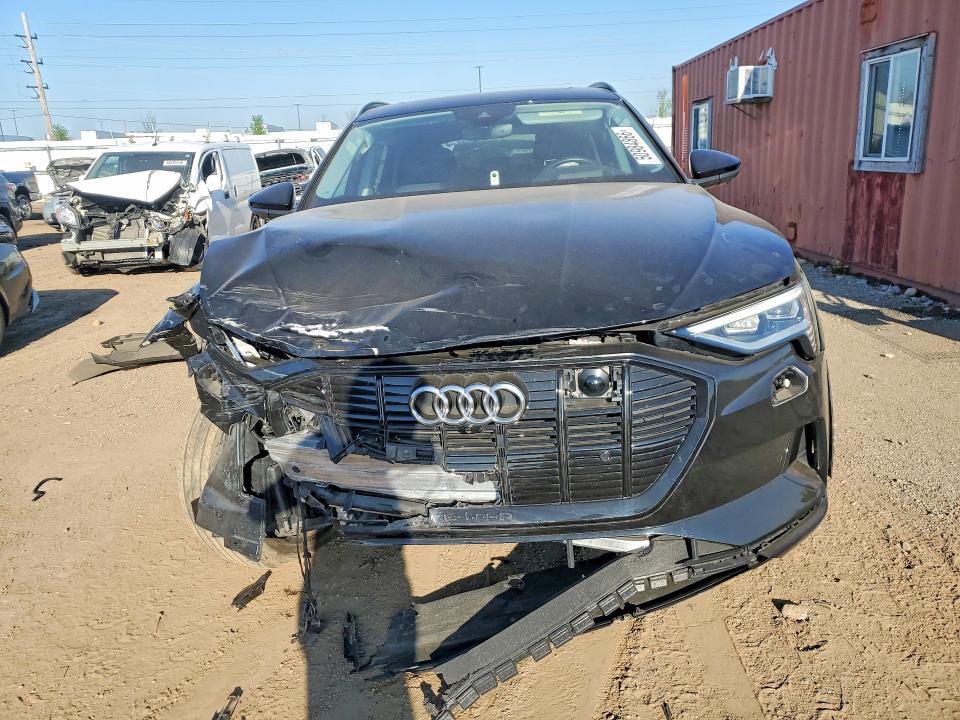 Продаж на аукціоні авто 2021 Audi E-tron, vin: WA1VAAGEXMB006726, номер лоту: 50984866