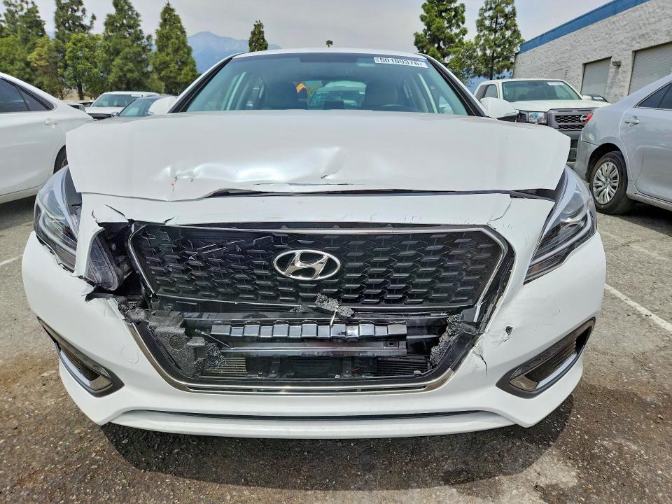2017 Hyundai Sonata Hybrid მანქანა იყიდება აუქციონზე, vin: KMHE34L36HA071537, აუქციონის ნომერი: 50109376