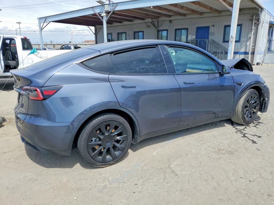 2024 Tesla Model Y მანქანა იყიდება აუქციონზე, vin: 7SAYGDEE0RA217220, აუქციონის ნომერი: 49594696