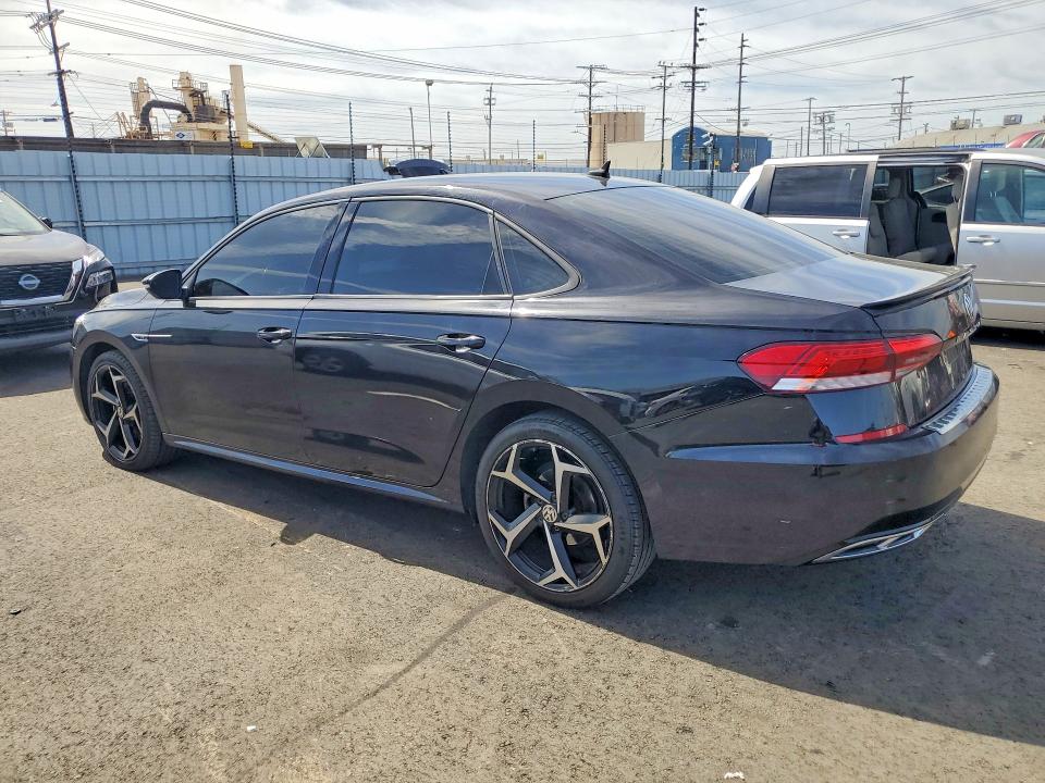 48699776 :رقم المزاد ، 1VWMA7A37MC017282 vin ، 2021 Volkswagen Passat مزاد بيع