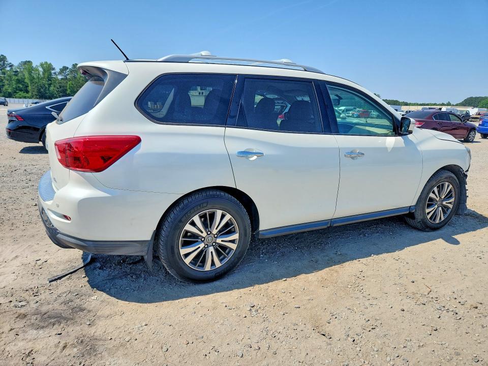51127026 :رقم المزاد ، 5N1DR2MN1HC642306 vin ، 2017 Nissan Pathfinder مزاد بيع