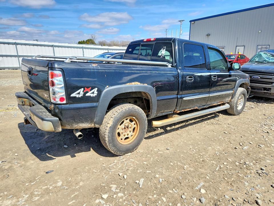 49452616 :رقم المزاد ، 1GTGK13U73F187039 vin ، 2003 Gmc Sierra مزاد بيع