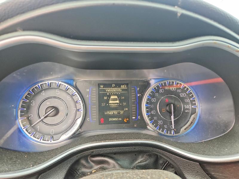 2015 Chrysler 200 მანქანა იყიდება აუქციონზე, vin: 1C3CCCAB9FN654713, აუქციონის ნომერი: 49444846