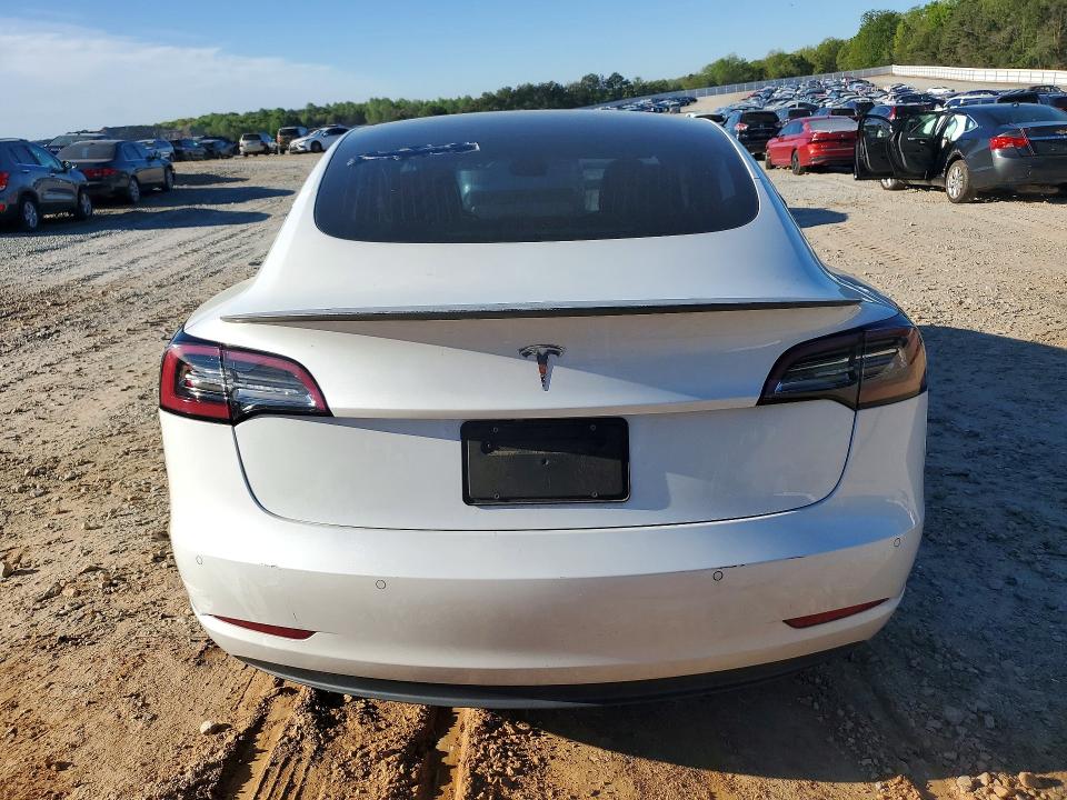 Auction sale of the 2020 Tesla Model 3, vin: 5YJ3E1EA8LF660220, lot number: 48869236