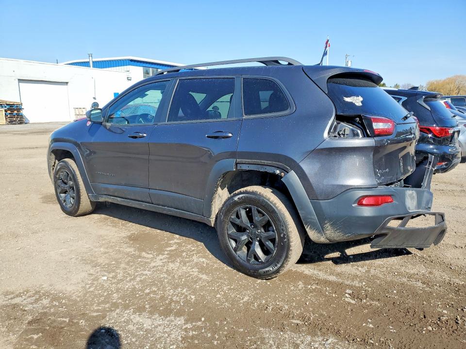 48223586 :رقم المزاد ، 1C4PJMBS7GW263854 vin ، 2016 Jeep Cherokee مزاد بيع