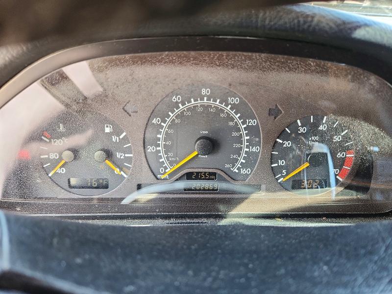 51778006 :رقم المزاد ، WDBHA24G8XA742569 vin ، 1999 Mercedes-benz C مزاد بيع