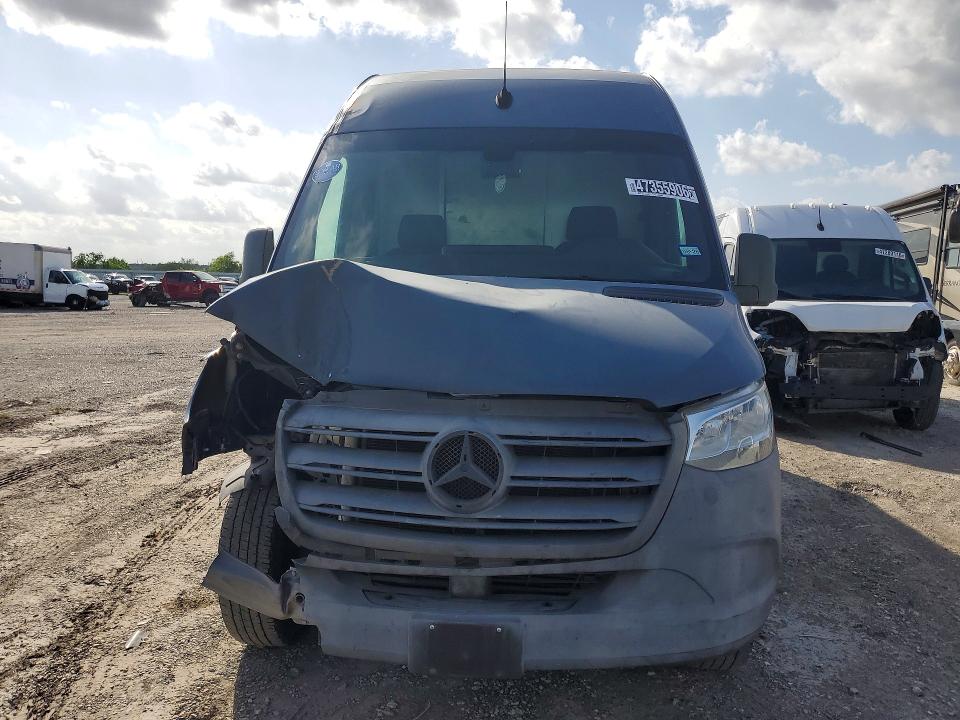 47355906 :رقم المزاد ، WD4PF1CD8KT012471 vin ، 2019 Mercedes Benz Sprinter مزاد بيع