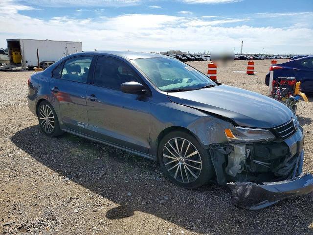 48620456 :رقم المزاد ، 3VWD17AJ4FM417638 vin ، 2015 Volkswagen Jetta مزاد بيع