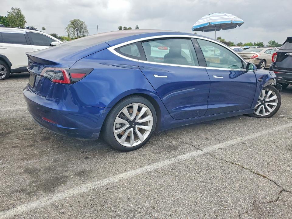 Продаж на аукціоні авто 2018 Tesla Model 3, vin: 5YJ3E1EA6JF012307, номер лоту: 50676696