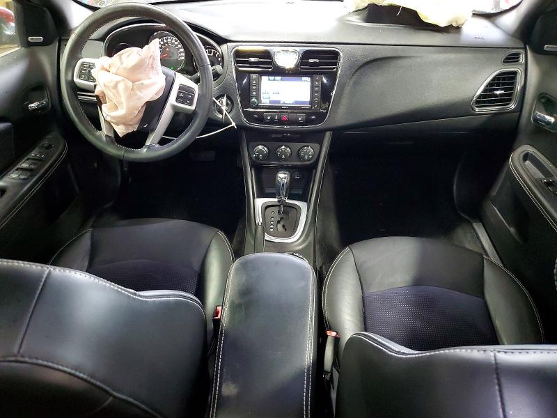 51179066 :رقم المزاد ، 1C3CCBCG7DN542475 vin ، 2013 Chrysler 200 مزاد بيع