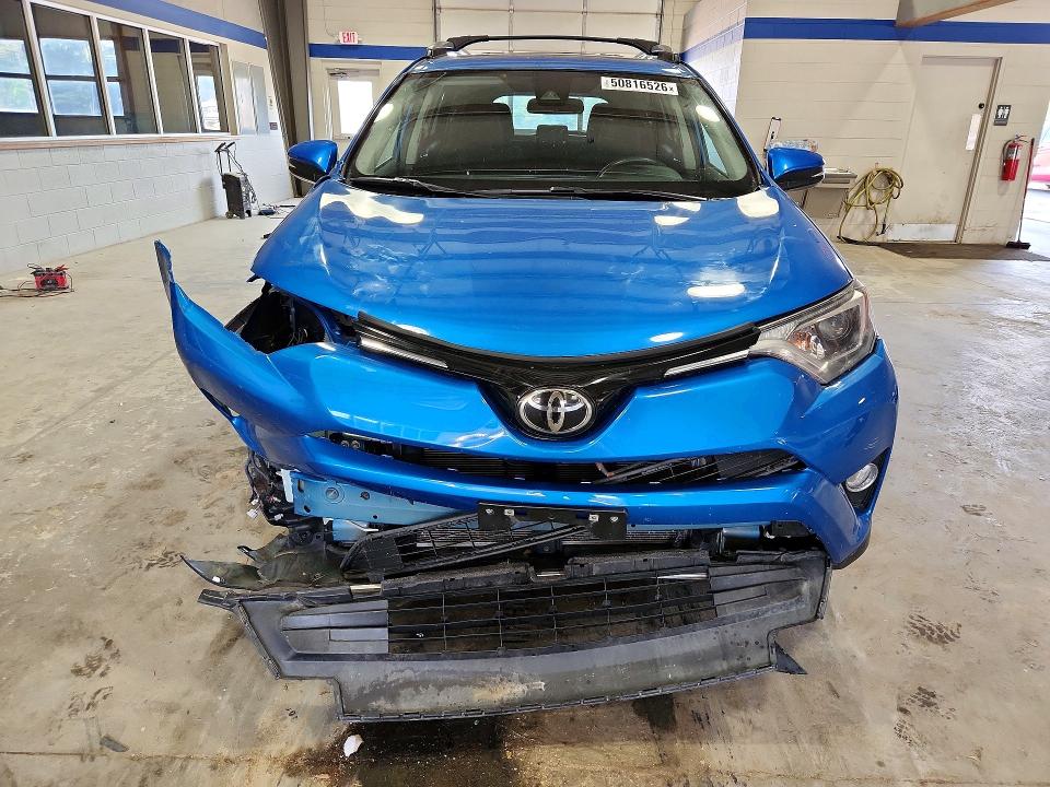 Продажа на аукционе авто 2017 Toyota Rav4, vin: 2T3WFREV5HW326496, номер лота: 50816526
