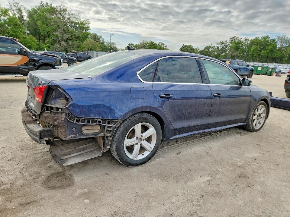48342096 :رقم المزاد ، 1VWBP7A36DC110333 vin ، 2013 Volkswagen Passat مزاد بيع