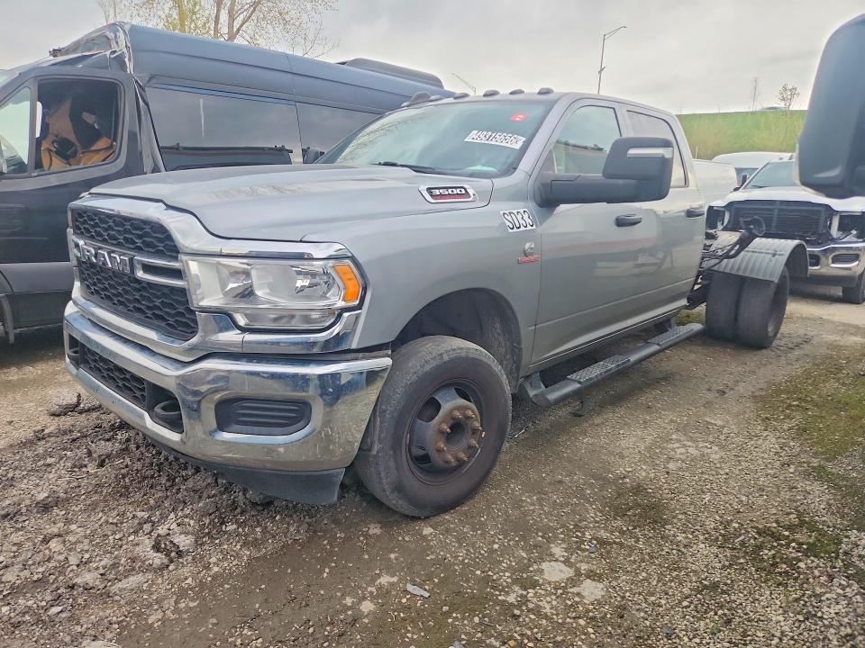 49315656 :رقم المزاد ، 3C63RRGL2RG109325 vin ، 2024 Ram 3500 مزاد بيع