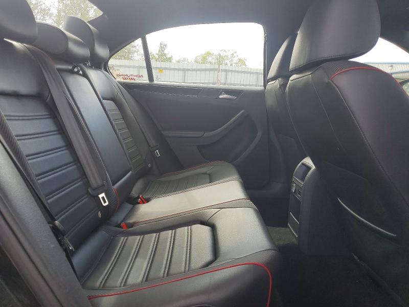 51325376 :رقم المزاد ، 3VW4T7AJ3EM302778 vin ، 2014 Volkswagen Jetta مزاد بيع
