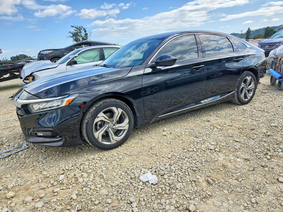 Auction sale of the 2018 Honda Accord, vin: 1HGCV1F44JA114854, lot number: 51369336