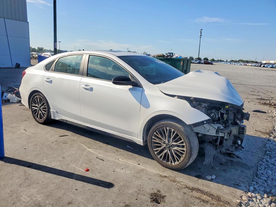 50706736 :رقم المزاد ، 3KPF54AD5PE562045 vin ، 2023 Kia Forte مزاد بيع