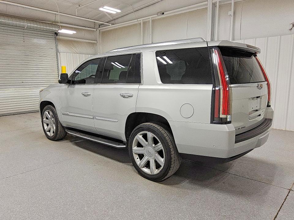 2018 Cadillac Escalade მანქანა იყიდება აუქციონზე, vin: 1GYS3BKJ7JR115364, აუქციონის ნომერი: 49789446