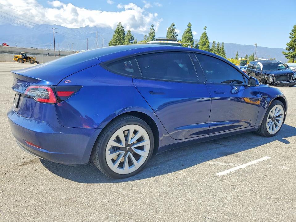 49773426 :رقم المزاد ، 5YJ3E1EA5NF356247 vin ، 2022 Tesla Model 3 مزاد بيع