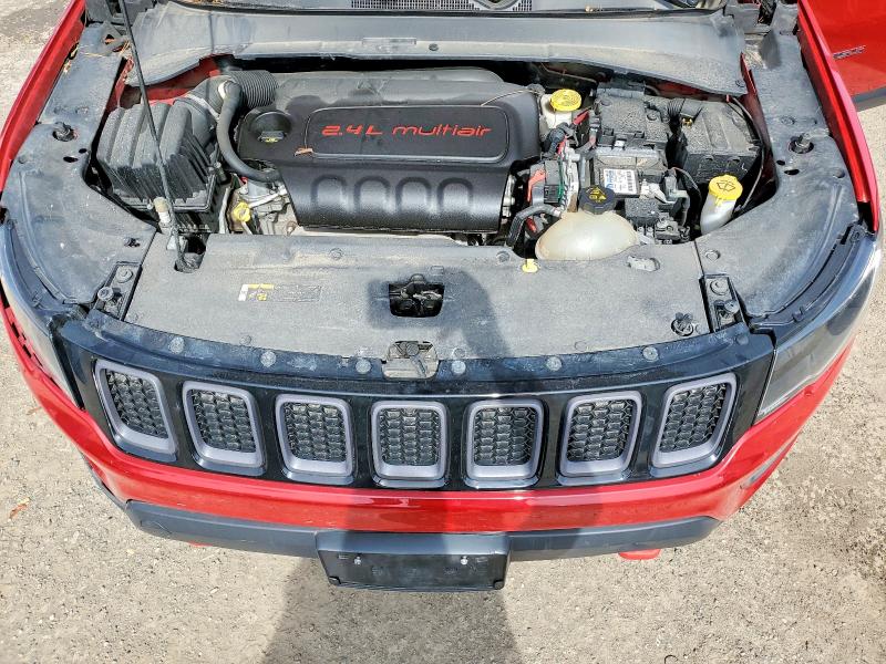51156796 :رقم المزاد ، 3C4NJDDBXJT284280 vin ، 2018 Jeep Compass مزاد بيع