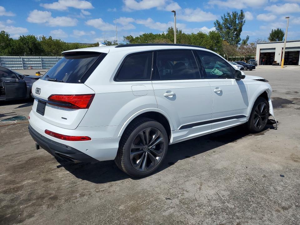 2025 Audi Q7 მანქანა იყიდება აუქციონზე, vin: WA1LVBF73SD025494, აუქციონის ნომერი: 50384726